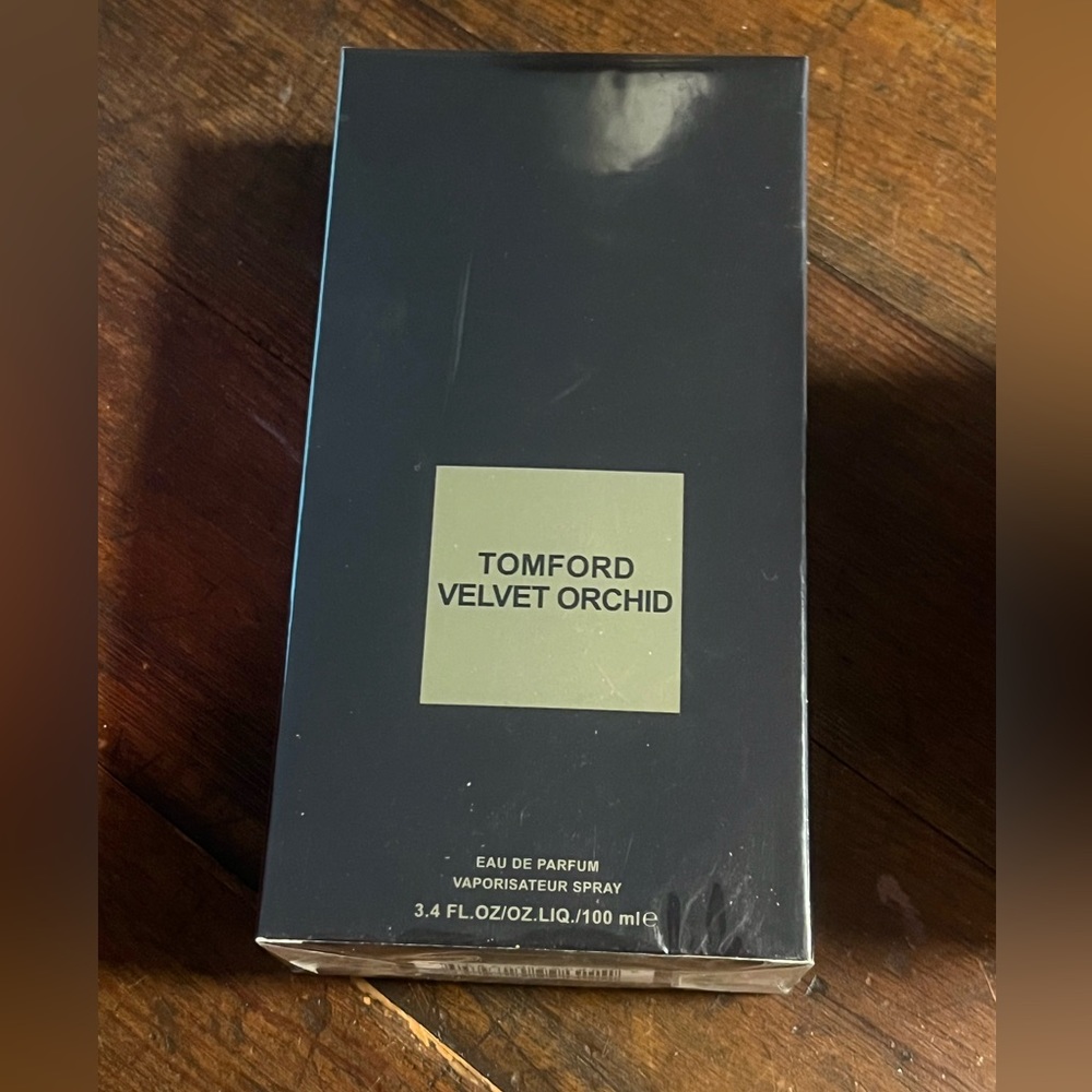 Tom Ford Velvet Orchid perfume